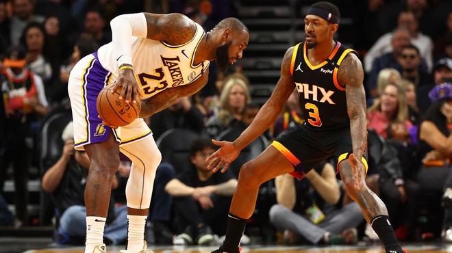 马奎尔一步 马奎尔一步